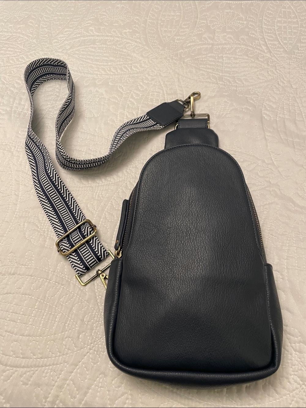 CHARLESTON BAG Sling Crossbody Bag Blue Vegan Leather Guitar Strap LIKE NEW